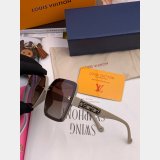 The Best Quality L1294/5710/L1971/L3042 Replica Handbag Store Sunglasses
