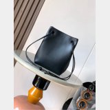 Top loewe Pebble Pouch In Smooth Calf