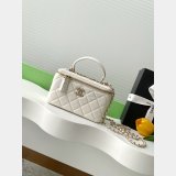 Luxury AP4325 Spring-Summer 2025 Wallet On Chain Lambskin Bag