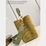 Louis Vuitton Capucines MM Souple M25485 AAA+ Handbags