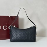 Gucci GG Emblem Medium Shoulder 1:1 847449 Bag