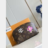 Louis Vuitton Passport Cover Wallets M15320/M15334/M15359/M26256 Bag