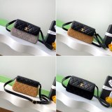 1:1 Mirror AP4677 Zipped Women's Luxury Woc Bag