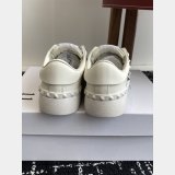 ROCKSTUD UNTITLED SNEAKER IN CALFSKIN LEATHER