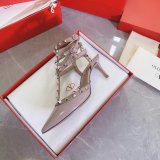 Replica Handbag Store 2023 Replica Valentino Three belts Middle Heel Perfect Shoes