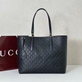 Gucci GG Emblem Large Tote Shoulder 847455 Bag