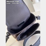 S-Lock Vertical Wearable Wallet Replica Louis Vuitton 7 Stars Bag