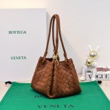 Top Quality BOTTEGA VENETA Andiamo Parachute Mini Size