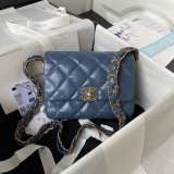 Dolabuy Replica Luxury Flap AS4423 Handbags Sale