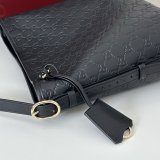 Gucci GG Emblem 848881 Small Shoulder Bag