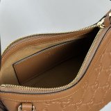 Gucci GG Emblem Small Shoulder Best 847450 Bag