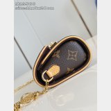 Louis Vuitton Pochette Camille M13566 Luxury Monogram Canvas Brown