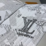 2020 Louis Vuitton new fisherman Replica Handbag Store hat