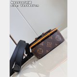 S-Lock Vertical Wearable Wallet Replica Louis Vuitton 7 Stars Bag