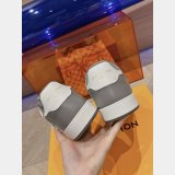 Luxury LOUIS VUITTON Rivoli Sneaker Fashion