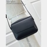 Louis Vuitton Boarding Messenger Mens M15265 Perfect Bag