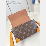 Louis Vuitton M14738 Replica Steamer Wearable Wallet Bag