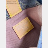 Fashion Show Envelope Pouch M14056 Louis Vuitton Replica Bag