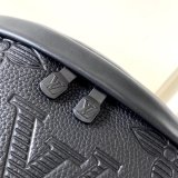 Louis Vuitton 7 Star Discovery Bumbag Taurillon Leather in Black