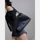 Saint Laurent Niki Shopping Best Sale Vintage Leather 577999 Bag