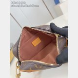 Louis Vuitton Trocadéro Wearable Luxury G69 M14058 Brown Wallet Fashion Show