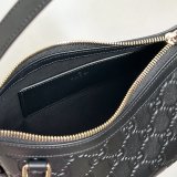 Gucci GG Emblem Small Shoulder Best 847450 Bag