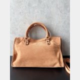 Women Le CityBag in Camel Suede Handbag