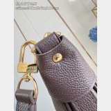 Louis Vuitton Luxury Loop Hobo Bag M14042 New 2025 Bag
