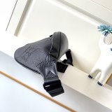 Louis Vuitton 7 Star Discovery Bumbag Taurillon Leather in Black