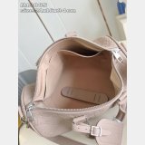 Keepall Bandoulière 35 Taurillon Monogram M13865 Louis Vuitton Travel Bag