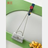 AAA+ Flap Phone Holder With Chain 1:1 Mirror AP3238 Bag