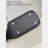 Louis Vuitton Luxury M21849 Blossom 7 Star Mahina Bag