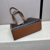 Replica Handbag Store Cabas 16 In Smooth 112583 Celine Knockoff Bag
